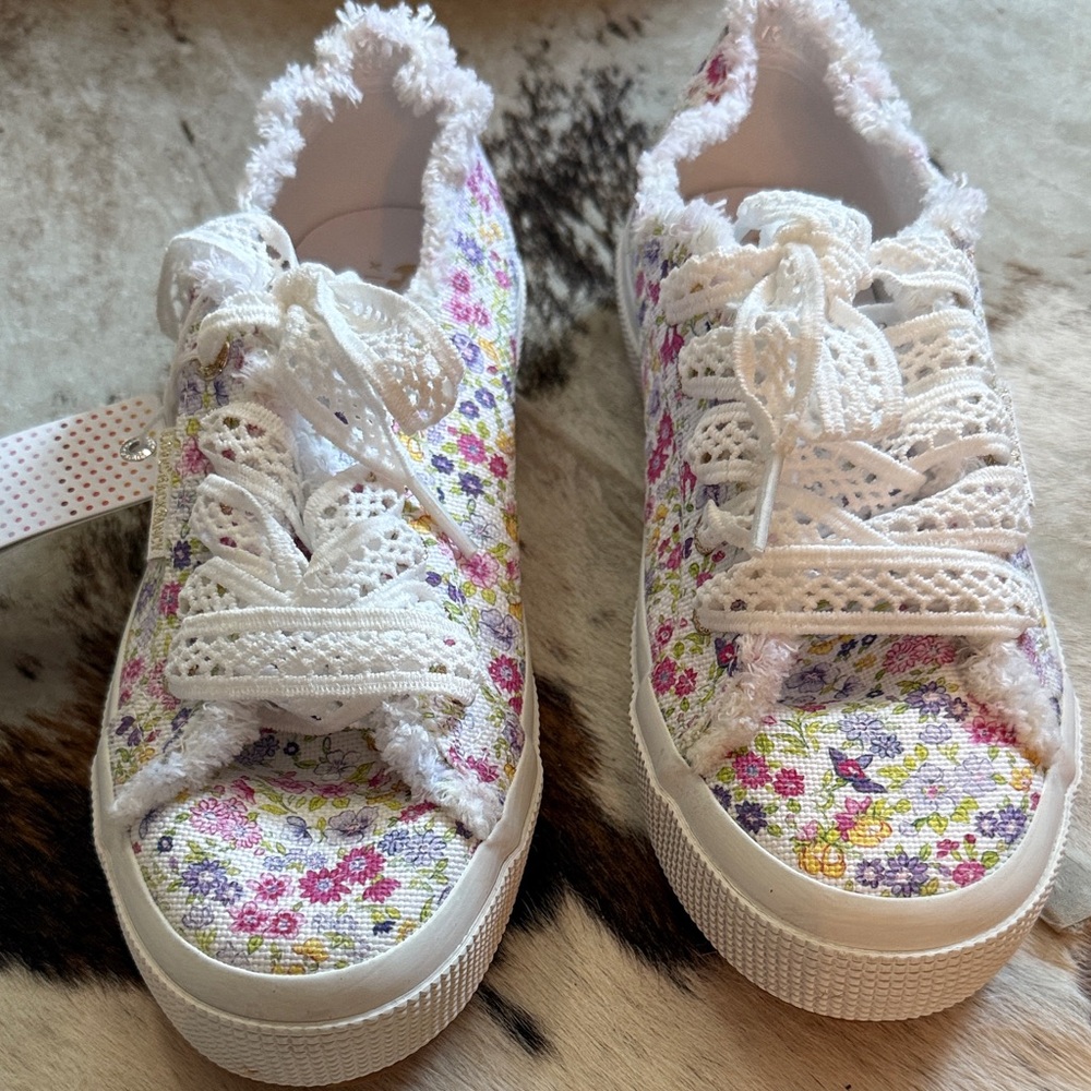 Superga x LoveShackFancy Pink Floral Sneakers - Picture 4 of 10
